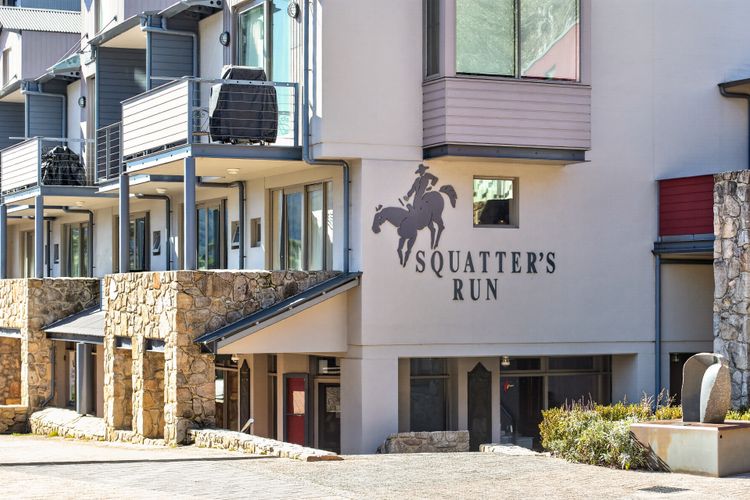 Squatters Run 8