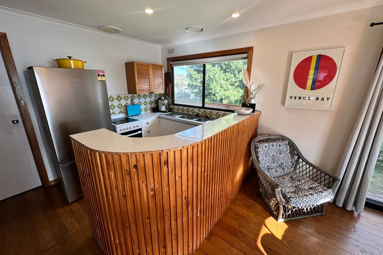 Saturn Sands – 30 Saturn Parade