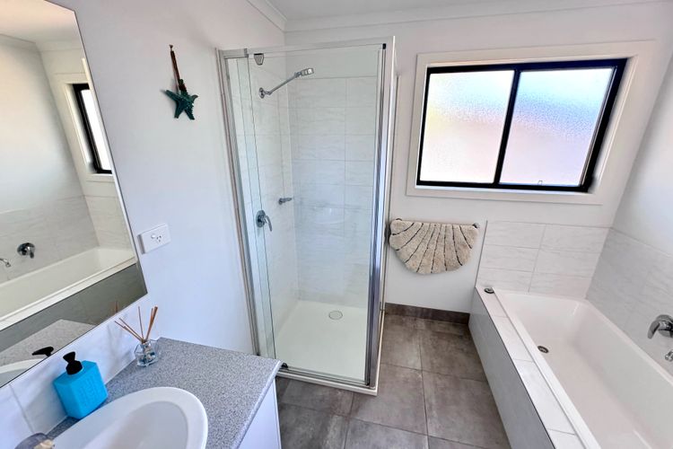 Henry’s Inlet Views