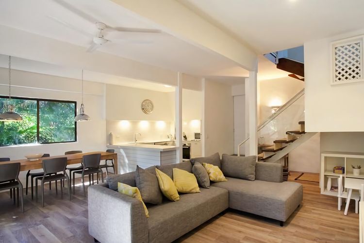 Little Cove Townhouse 2 Pandanus Street 14