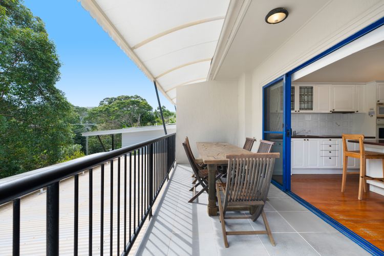 Kookaburra Lodge 4 Little Cove Road 8