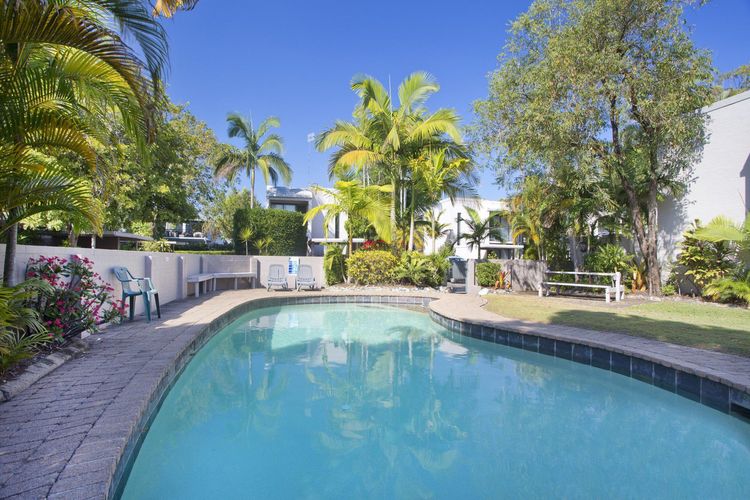 St James Square 5 James Street 40-42