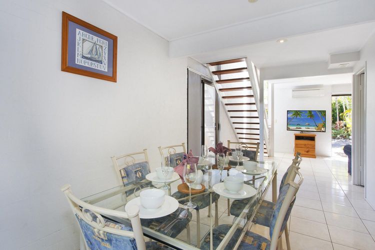 St James Square 5 James Street 40-42