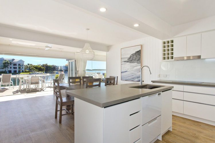 Driftwood 4 Barbados Crescent 9