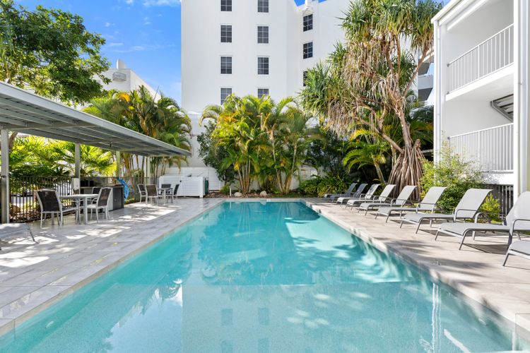 Jacaranda 12 Hastings Street 12