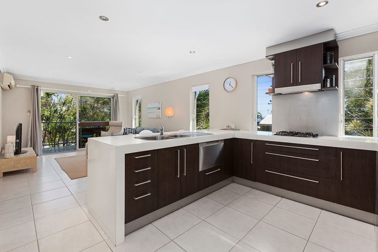 Apartment 1 Attunga Heights 4