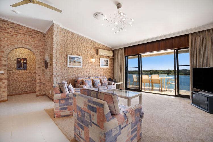 Aqua Linea 7 Noosa Parade 82