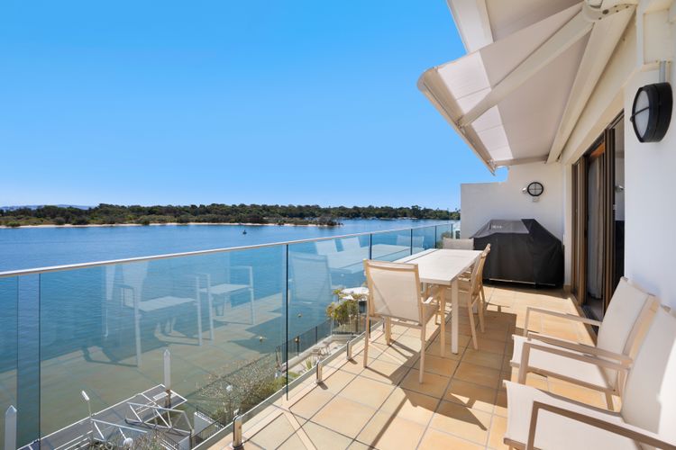 Aqua Linea 7 Noosa Parade 82