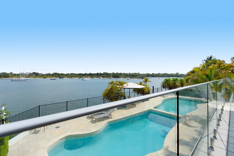 Aqua Linea 3 Noosa Parade 82