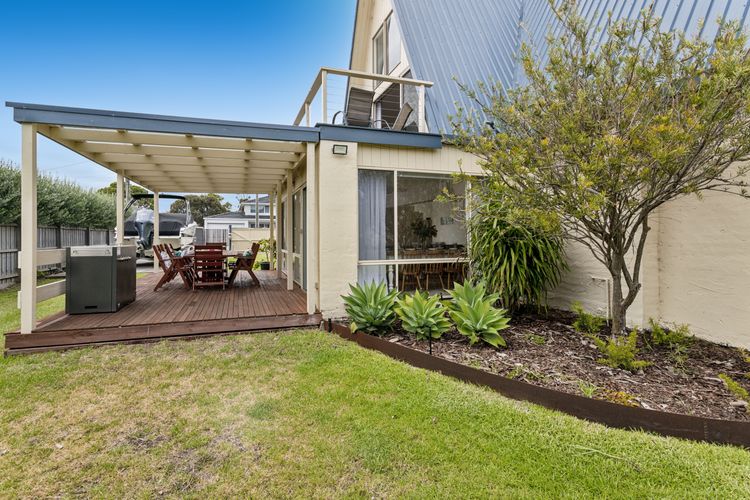 Rye Beach Chalet – Downstairs Only