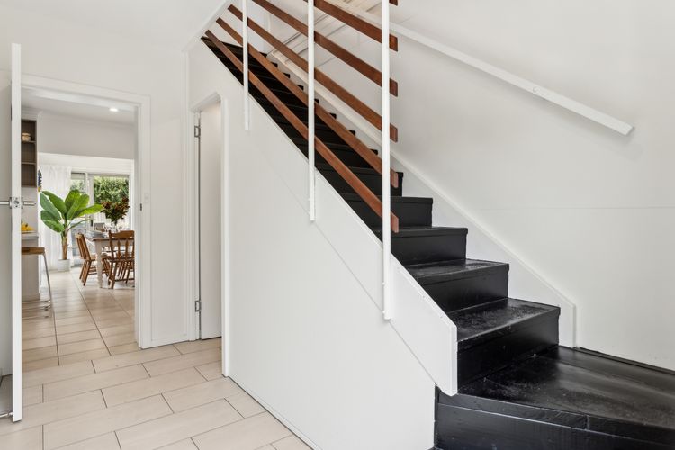 Rye Beach Chalet – Downstairs Only