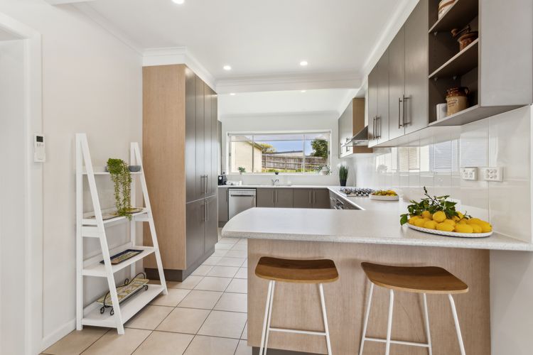 Rye Beach Chalet – Downstairs Only