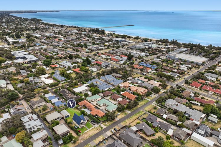 Rye Beach Chalet – Downstairs Only