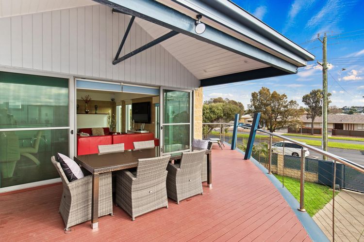 Bliss on the Bay – Upstairs and Games Room