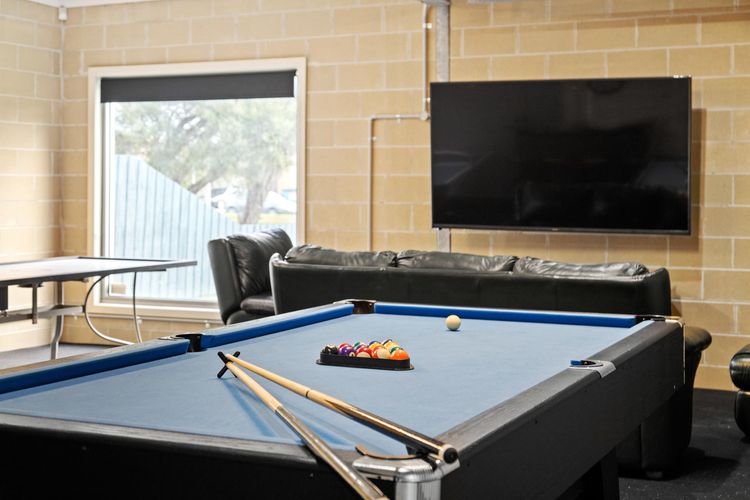 Bliss on the Bay – Upstairs and Games Room