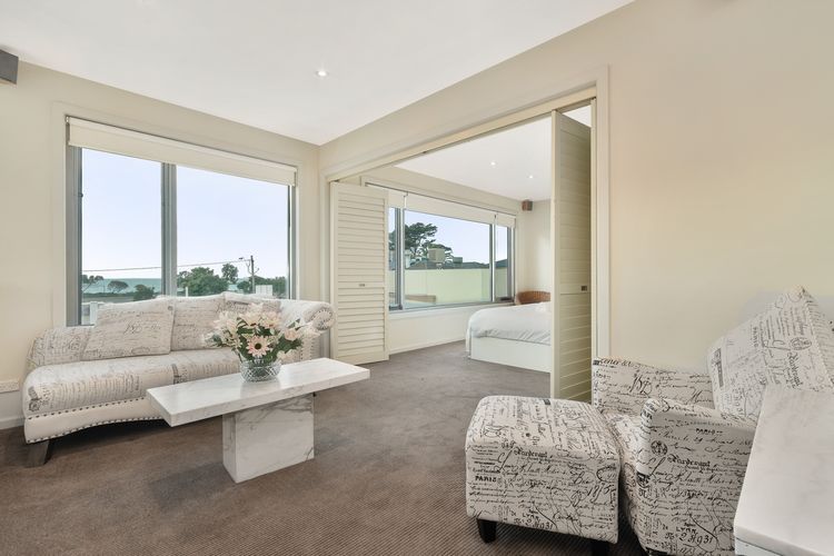 Bliss on the Bay – Full House