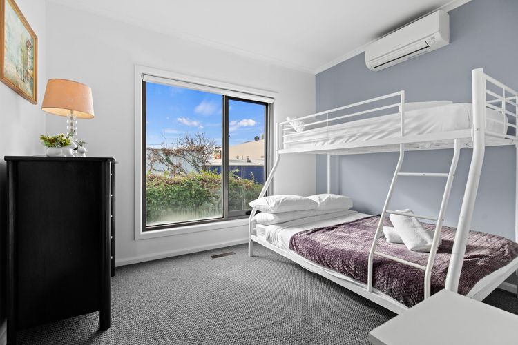 Bliss on the Bay – Full House