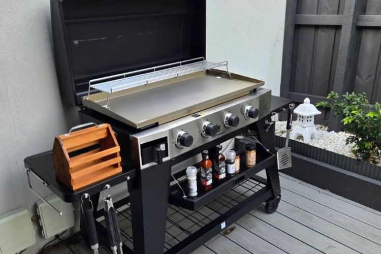 Ultimate Holiday Haven