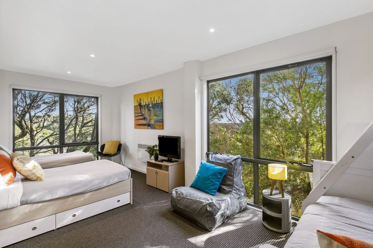 Downstairs Bunk Bedroom 