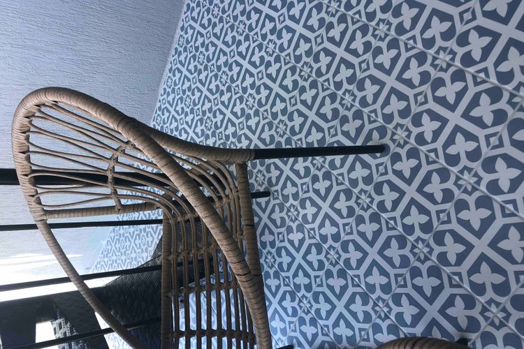 Luxury Paradise 2 Bedroom Lower House Only