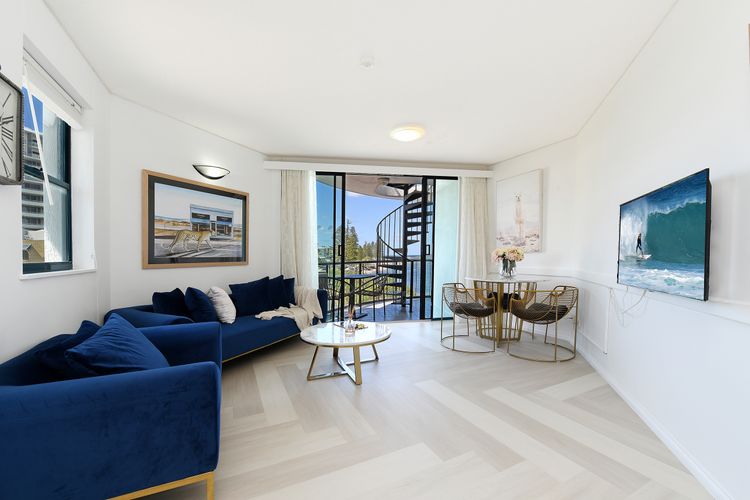 Luxury Paradise 2 Bedroom Lower House Only