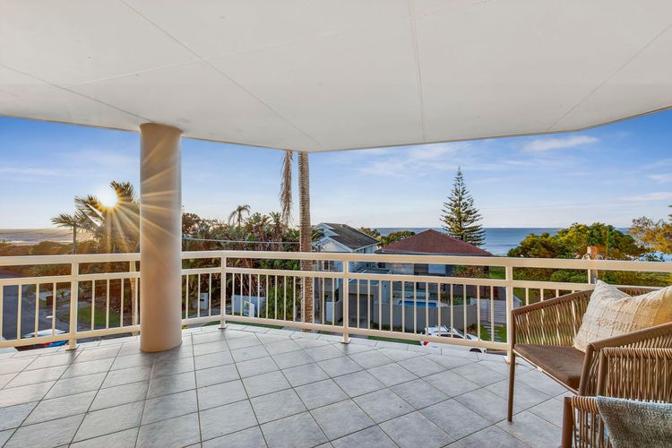 Beachside Manor