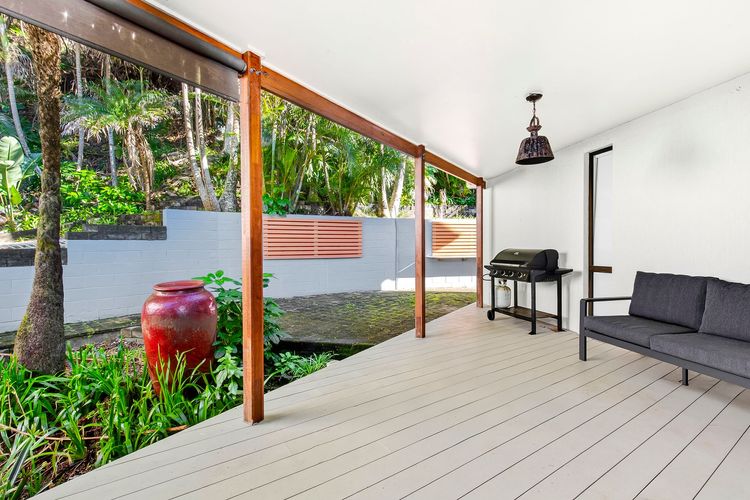 Beachside Manor