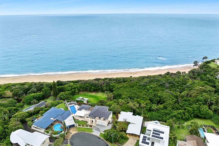 Solitary Views – Sapphire Beach