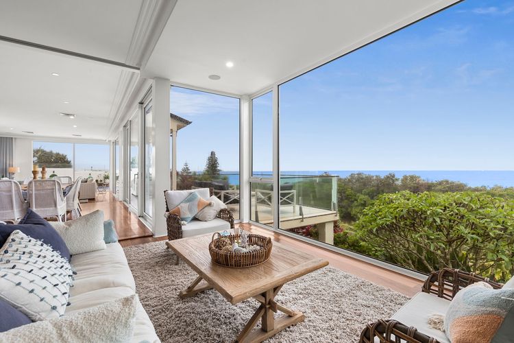 Solitary Views – Sapphire Beach