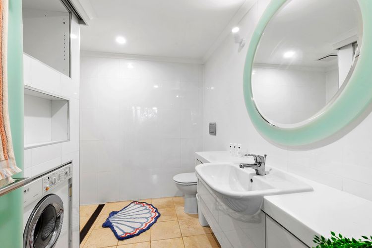 Solitary Views – Sapphire Beach