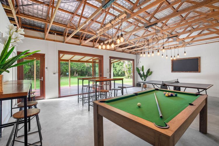 Solitary Views – Sapphire Beach