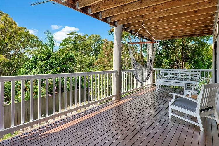 Hibiscus Hideaway Valla Beach 4BR home w/ two verandahs