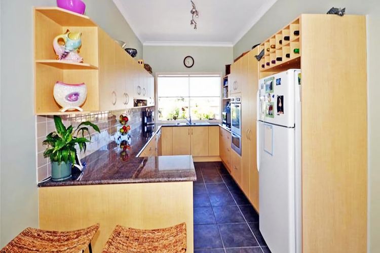 BEACH 100M CULBURRA BEACH