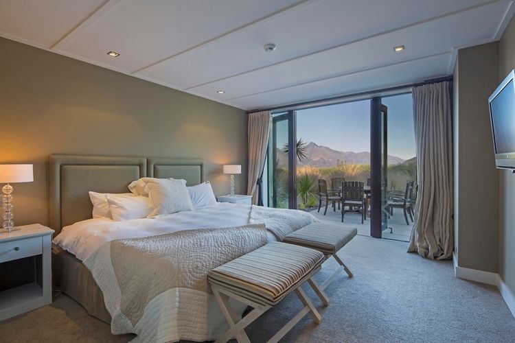 Commonage 3br Grand Promenade