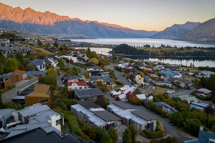 Remarkable Location Queenstown