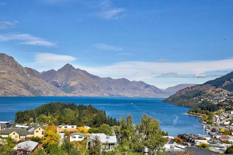 Remarkable Location Queenstown