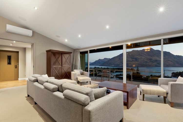 Remarkable Location Queenstown