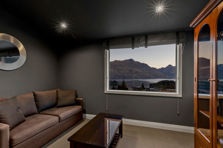 Sofa-bed suitable for 7th guest