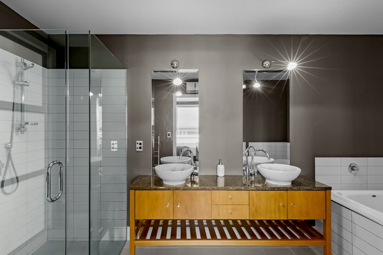 Remarkable Location Queenstown