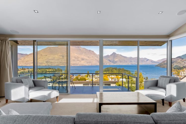 Remarkable Location Queenstown