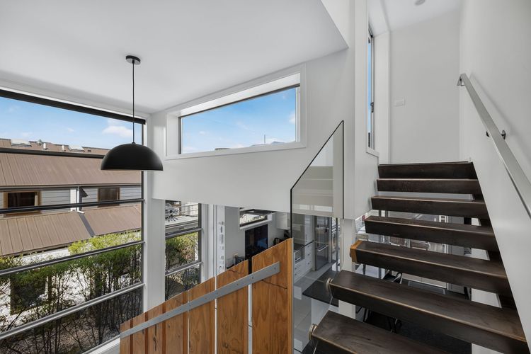 Central Queenstown Melbourne St Apartment