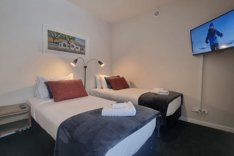 Alpine View Penthouse Sunny Balcony