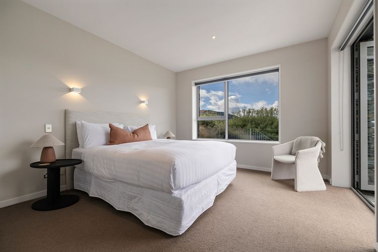 The Views and Spa 4BRM