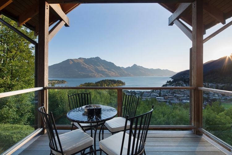 Commonage 2br Grand Promenade