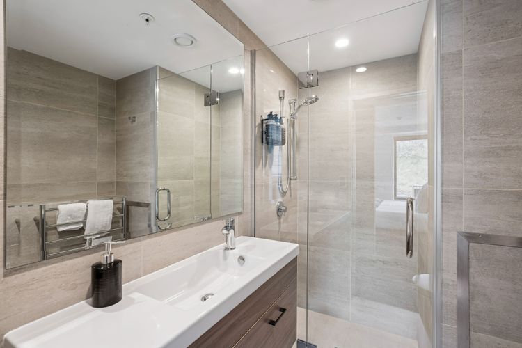 Kiwi 2-bed Apartment minutes from Coronet Peak