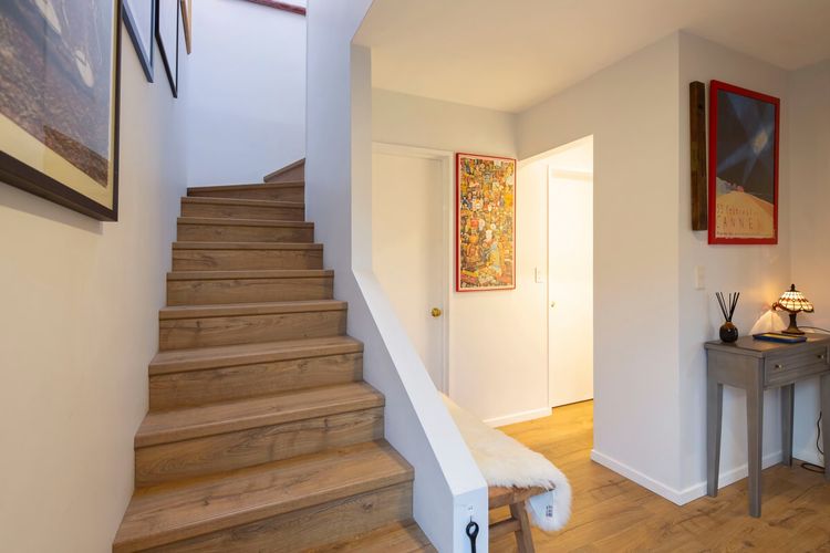 Edinburgh 3BR 2BA with Hot Tub Views Fireplace