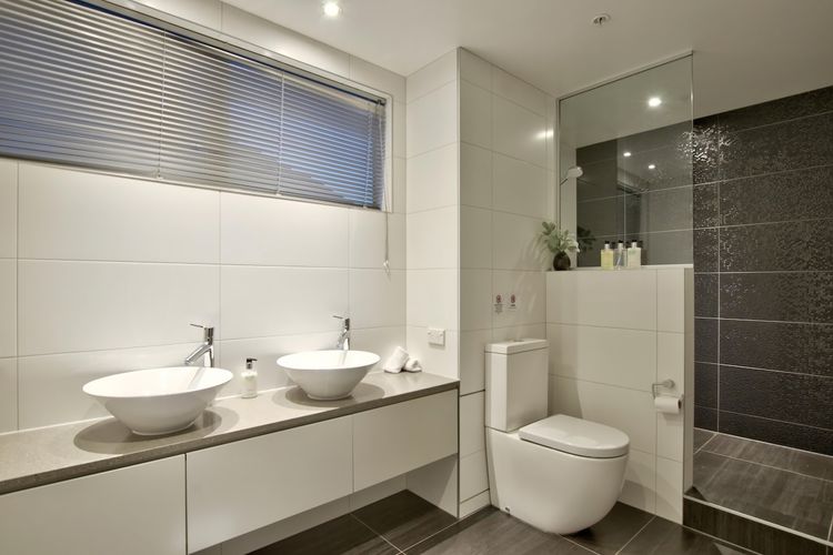 Bay View Condo by Staysouth