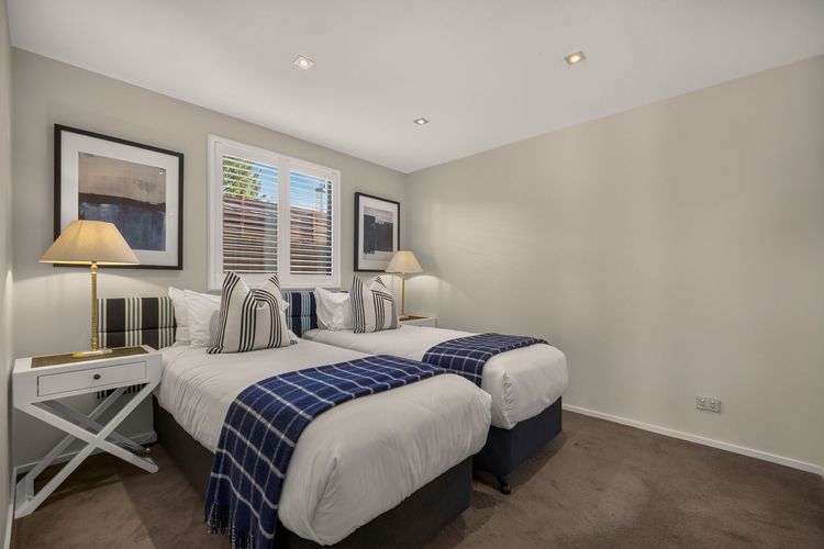 Central Queenstown 3 Bed Villa