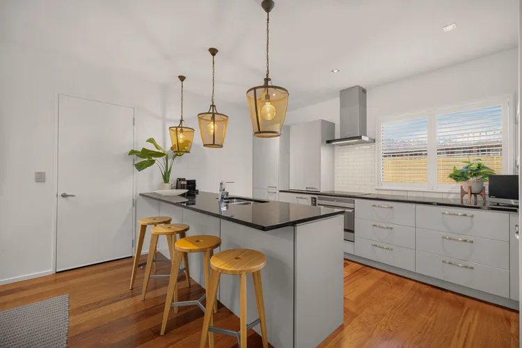 Central Queenstown 3 Bed Villa