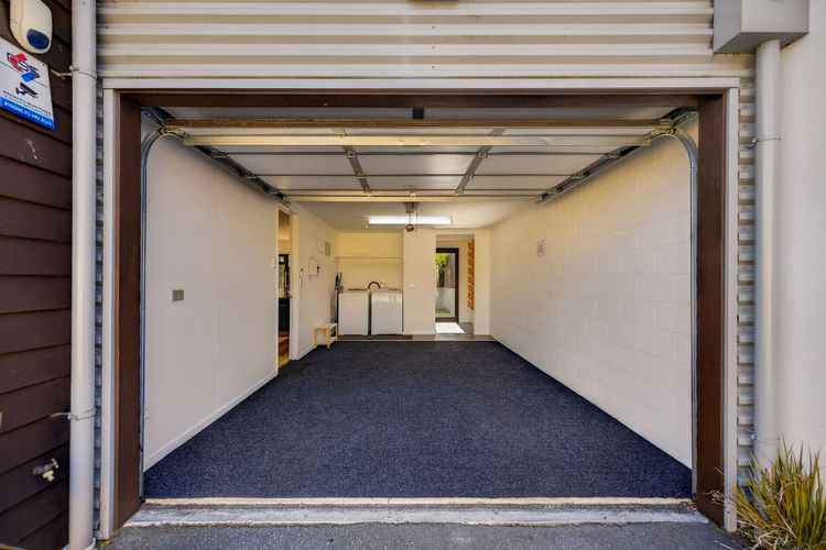Central Queenstown 3 Bed Villa